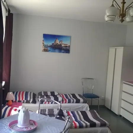 Pokoje Kinga * كولوبرزيغ